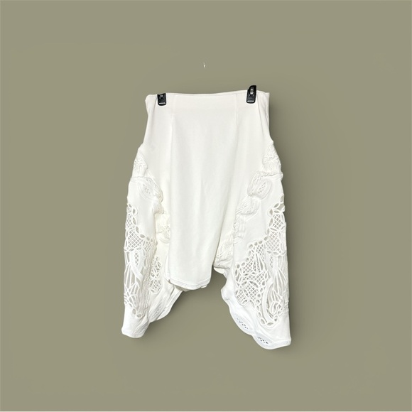 Jonathan Simkhai Dresses & Skirts - Jonathan Simkhai Asymmetrical White Lace Skirt Size M